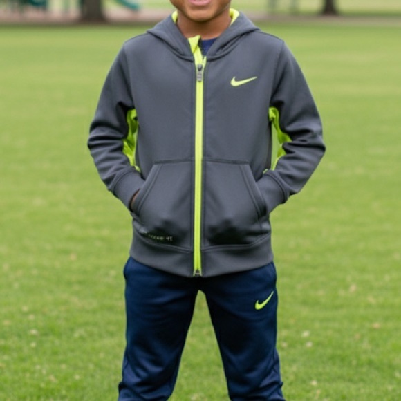 Nike Kids Therma-FIT Full Zip Hoodie – Gray & Neon Yellow (Size 5) - Picture 1 of 8